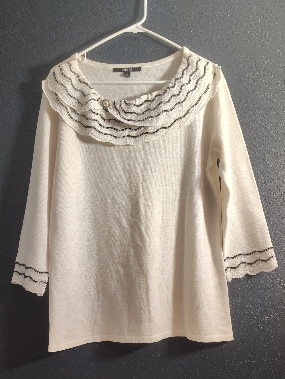 Briggs Light Sweater Cream Knit Long Sleeve Top with Scalloped Ruffle Collar
